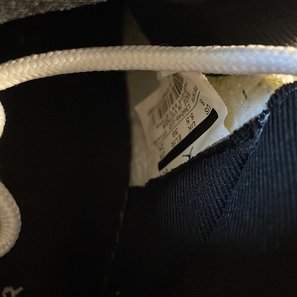 Jordan 11 concords size 8 womens 6 boys - Picture 6 of 6